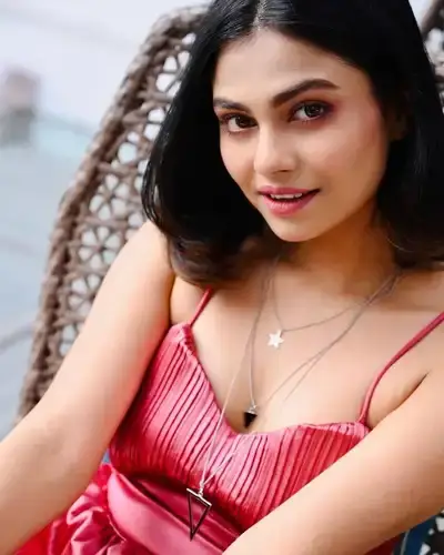 Call Girls Service in Rashmi